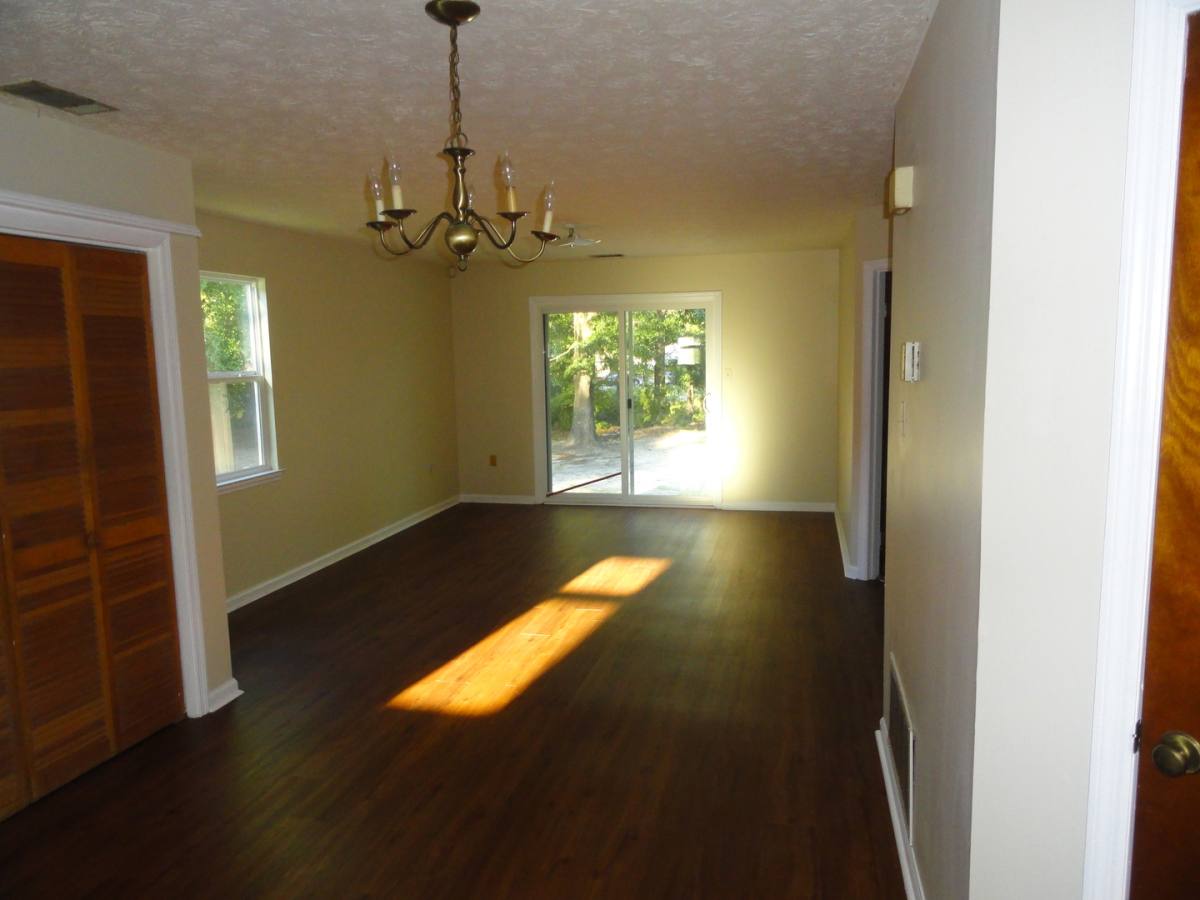 Apartment for rent at 1037 Ash St, Springfield, GA 31329