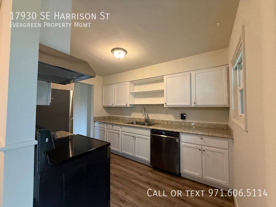 House for rent at 17930 SE Harrison St, Portland, OR 97233