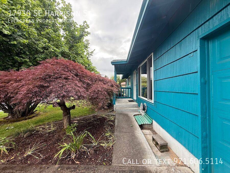 House for rent at 17930 SE Harrison St, Portland, OR 97233