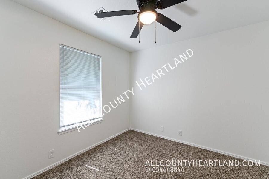 House for rent at 17116 Sunny Hollow Rd, Edmond, OK 73012