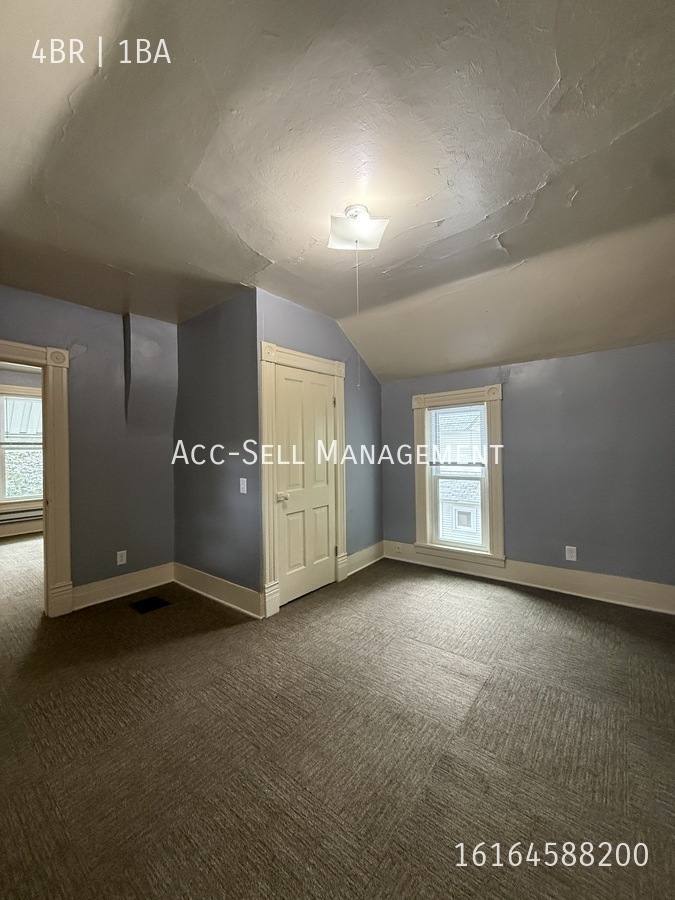 House for rent at 747-7th St NW, Grand Rapids, MI 49504