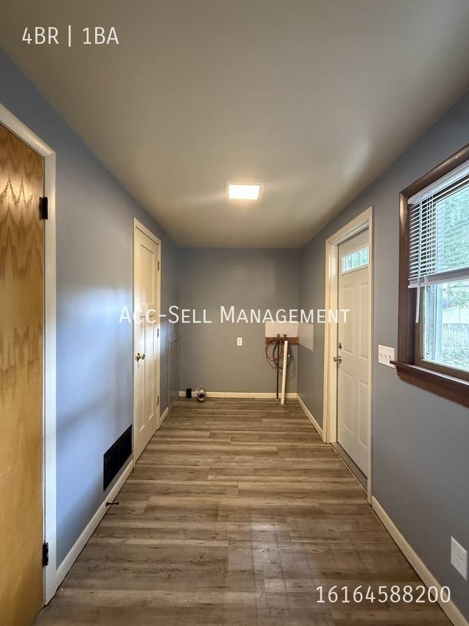 House for rent at 747-7th St NW, Grand Rapids, MI 49504