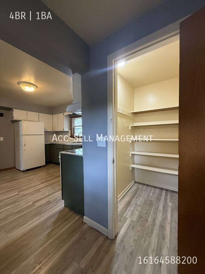 House for rent at 747-7th St NW, Grand Rapids, MI 49504