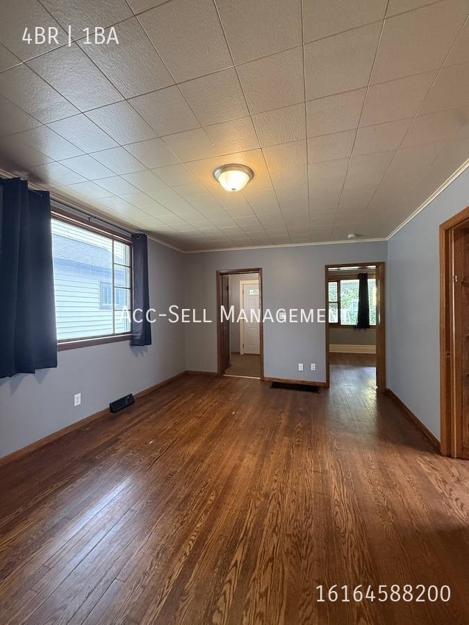 House for rent at 747-7th St NW, Grand Rapids, MI 49504