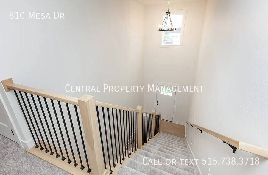 House for rent at 810 Mesa Dr, Waukee, IA 50263