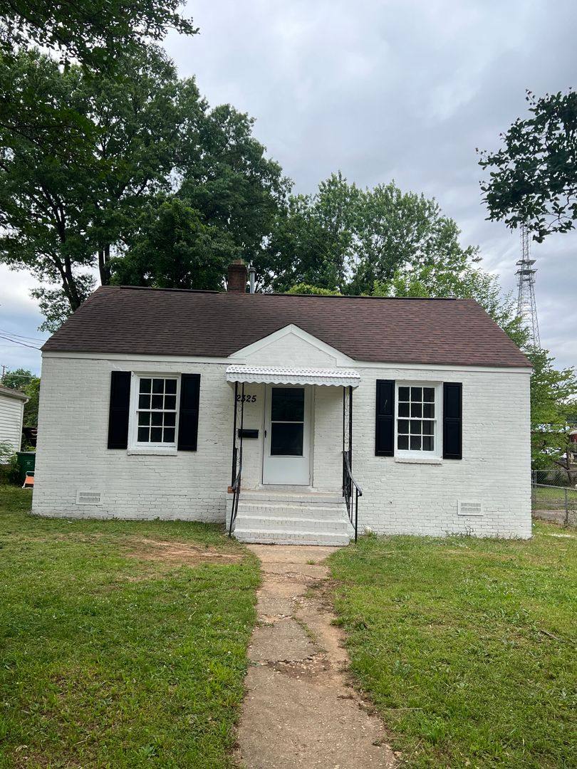 House for rent at 2325 Bancroft St, Charlotte, NC 28206