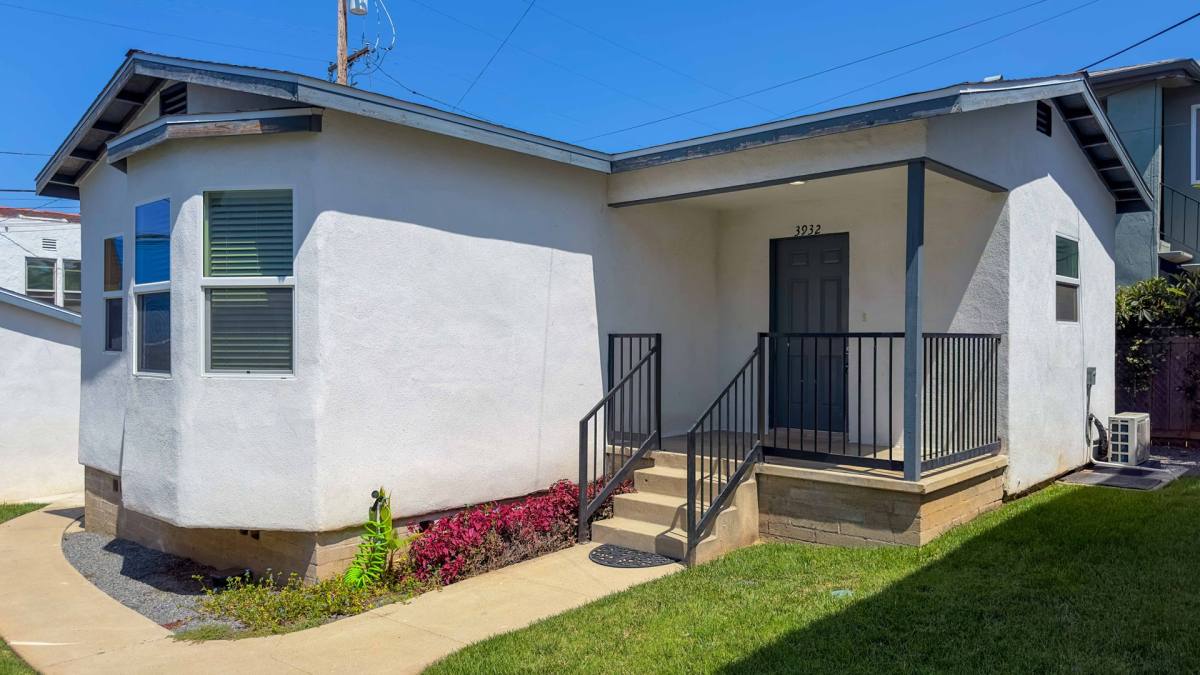 Apartment for rent at 3926-3932 Mississippi St, San Diego, CA 92104