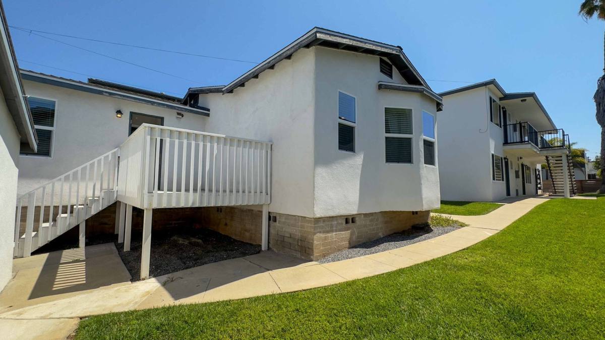 Apartment for rent at 3926-3932 Mississippi St, San Diego, CA 92104