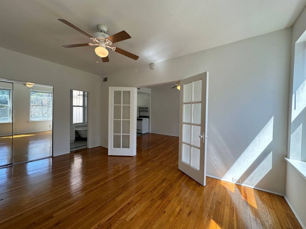 Apartment for rent at 5528 N Kenmore Ave, Chicago, IL 60640