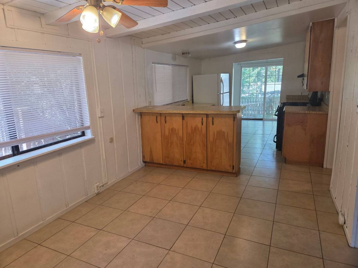 House for rent at 22878 E Ave, Twain Harte, CA 95383