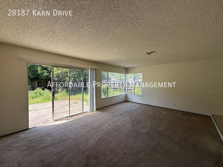 House for rent at 28187 Karn Dr, Hayward, CA 94544