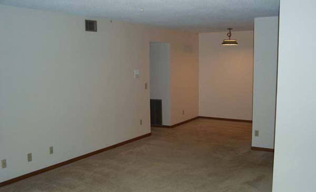 Apartment for rent at 100 Cedar St, Mankato, MN 56001