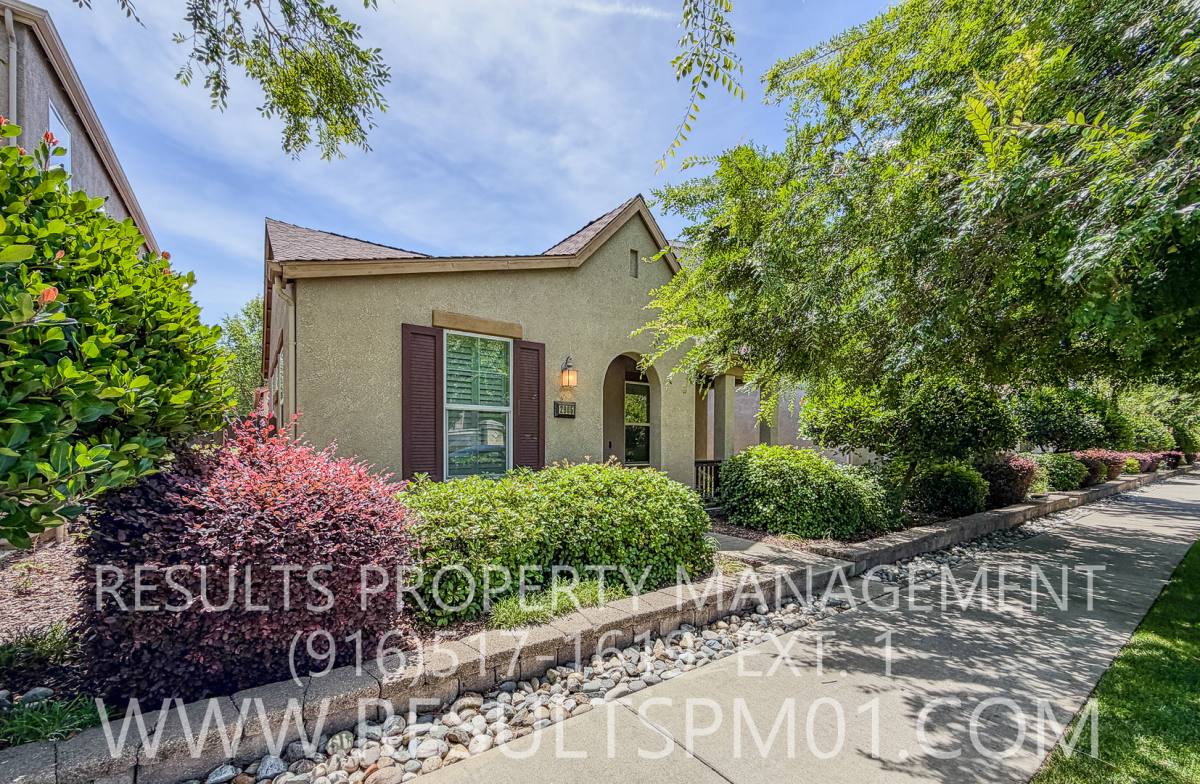 House for rent at 2905 Market St, Roseville, CA 95747