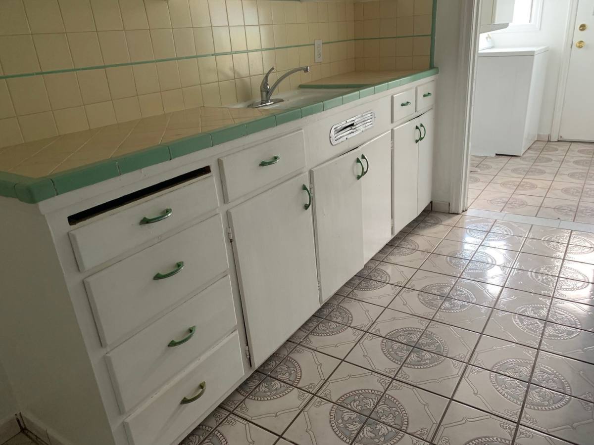 Apartment for rent at 630 N 16th St, San Jose, CA 95112
