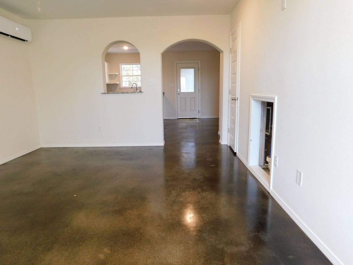 Apartment for rent at 625 Poplar St, Van Buren, AR 72956