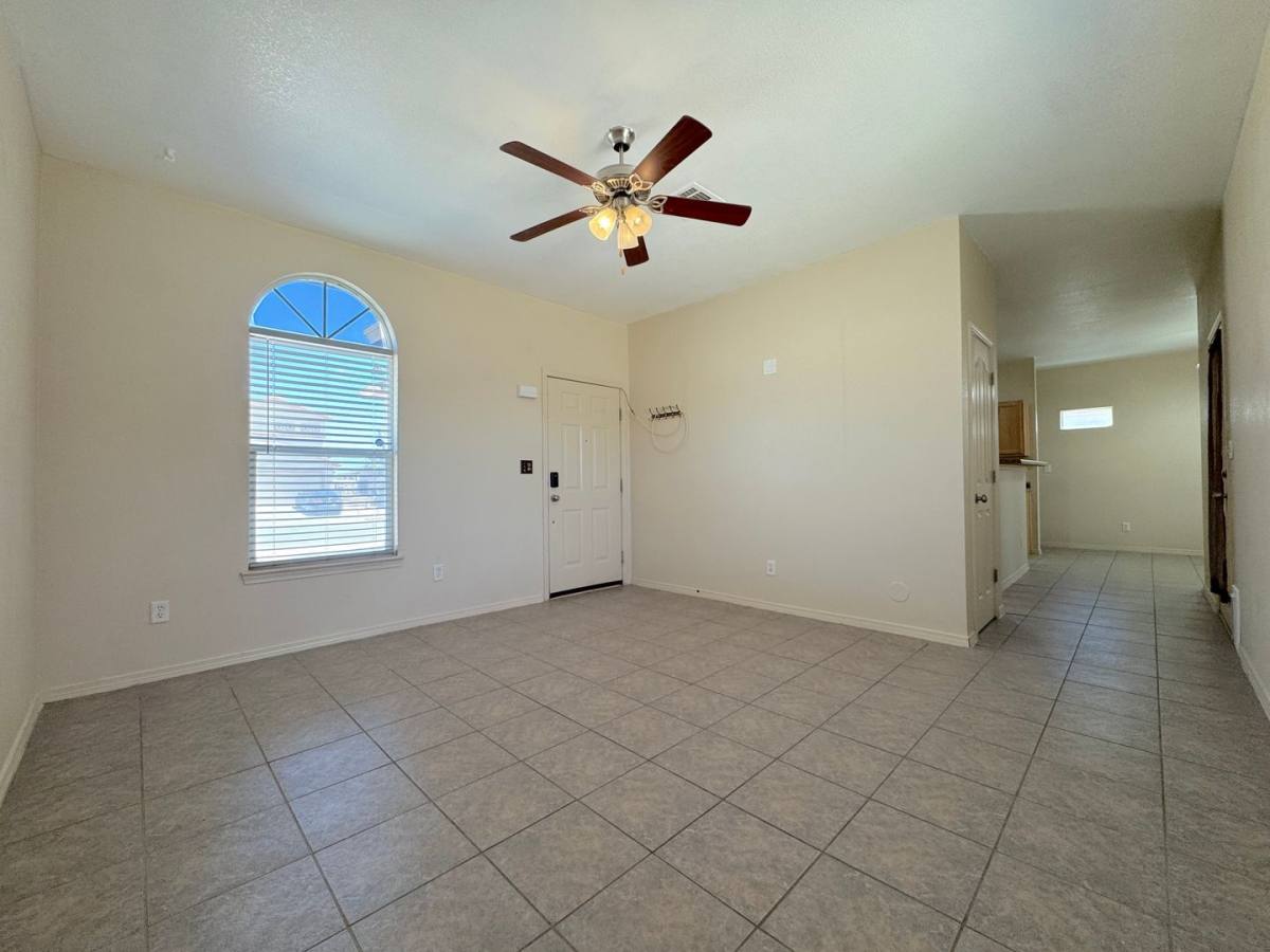 House for rent at 10421 Silvercloud, El Paso, TX 79924