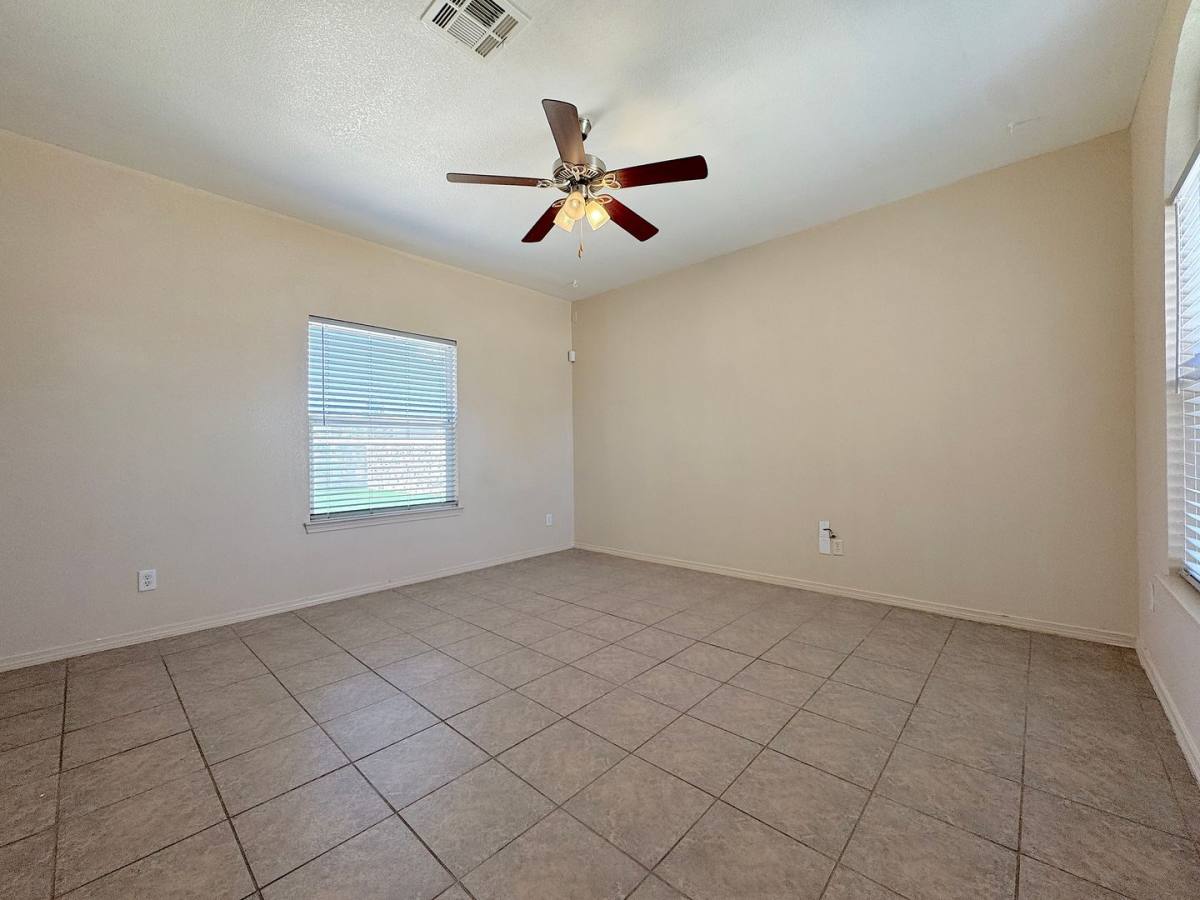 House for rent at 10421 Silvercloud, El Paso, TX 79924