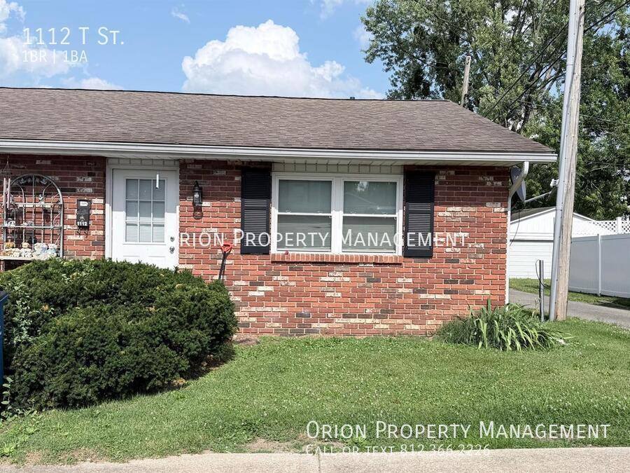 Apartment for rent at 1112 T St, Bedford, IN 47421