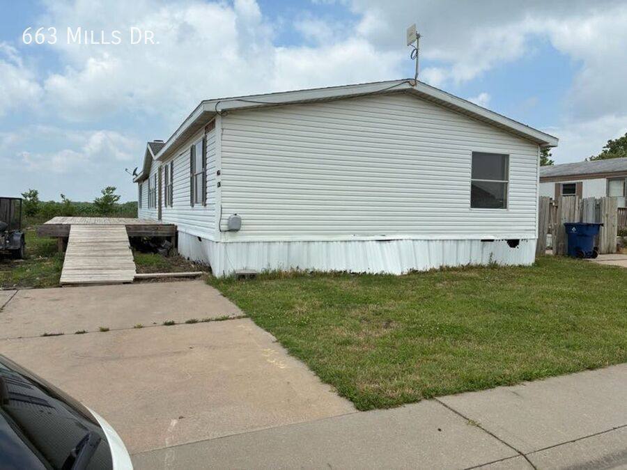 House for rent at 663 Mills Dr, Towanda, KS 67144