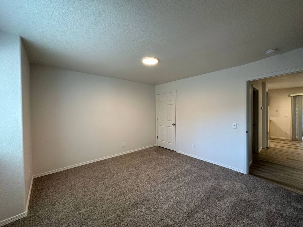 Condo for rent at 1550 NW Milwaukee Ave, Bend, OR 97703