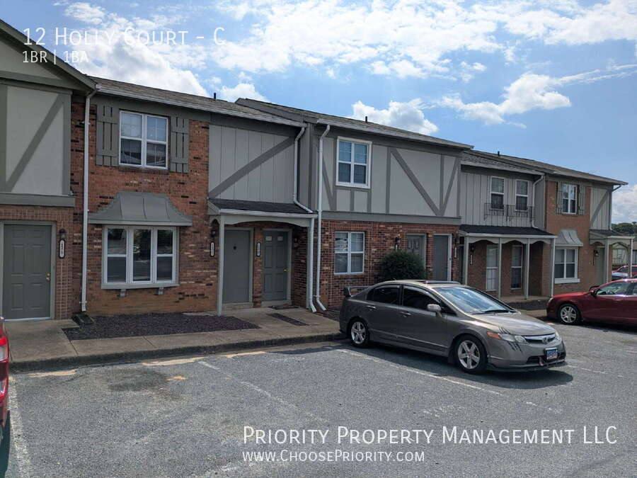 Apartment for rent at 12 Holly Court #C, Harrisonburg, VA 22801