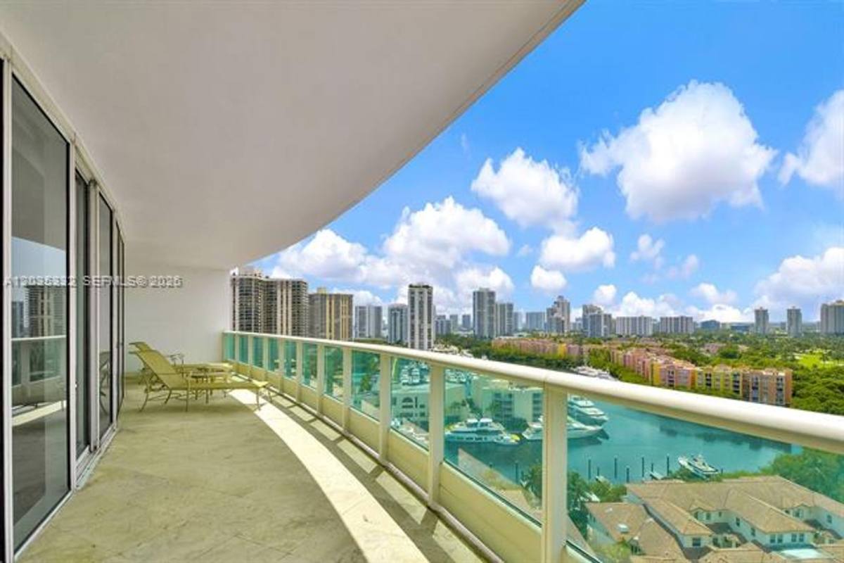 Apartment for rent at 19955 NE 38th Court, Miami, FL 33180