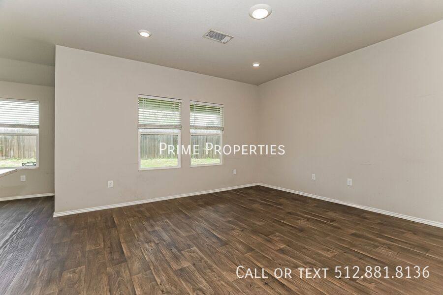 House for rent at 12701 Brahmin Dr, Austin, TX 78724