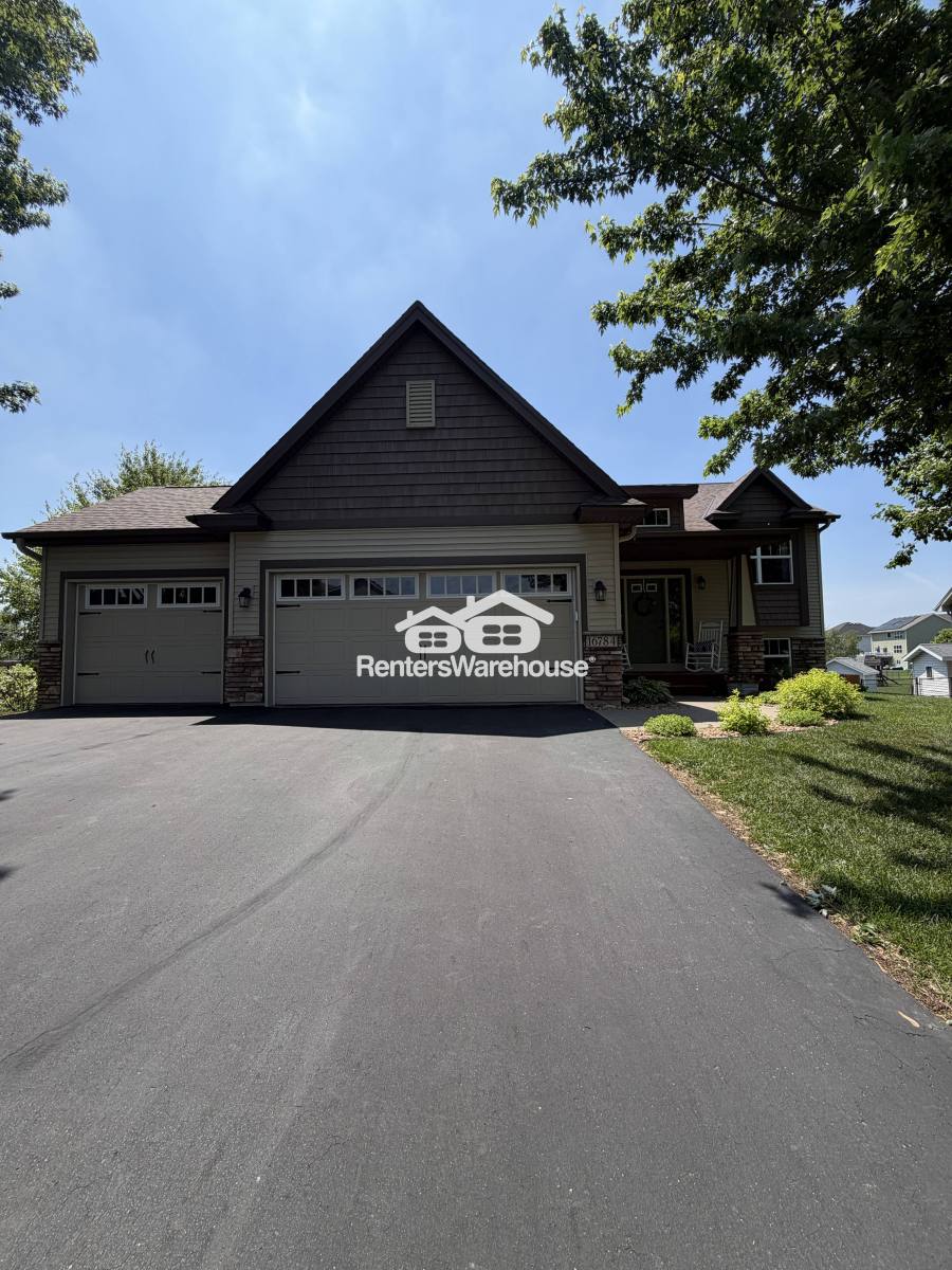 House for rent at 16784 Olivine St NW, Anoka, MN 55303