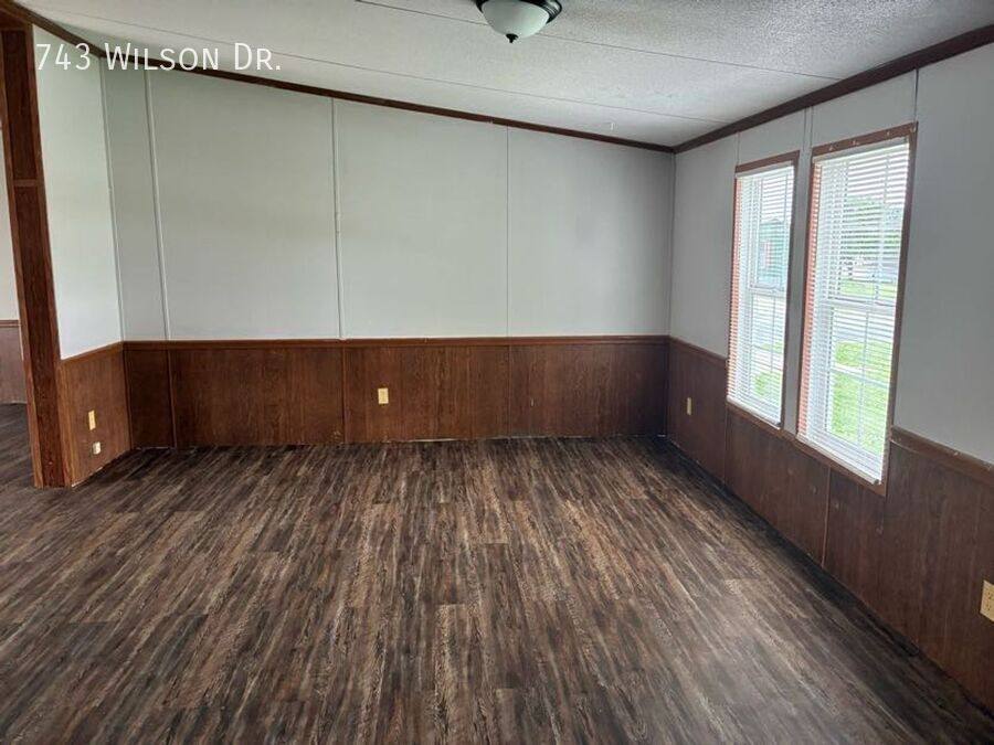 House for rent at 743 Wilson Dr, Towanda, KS 67144