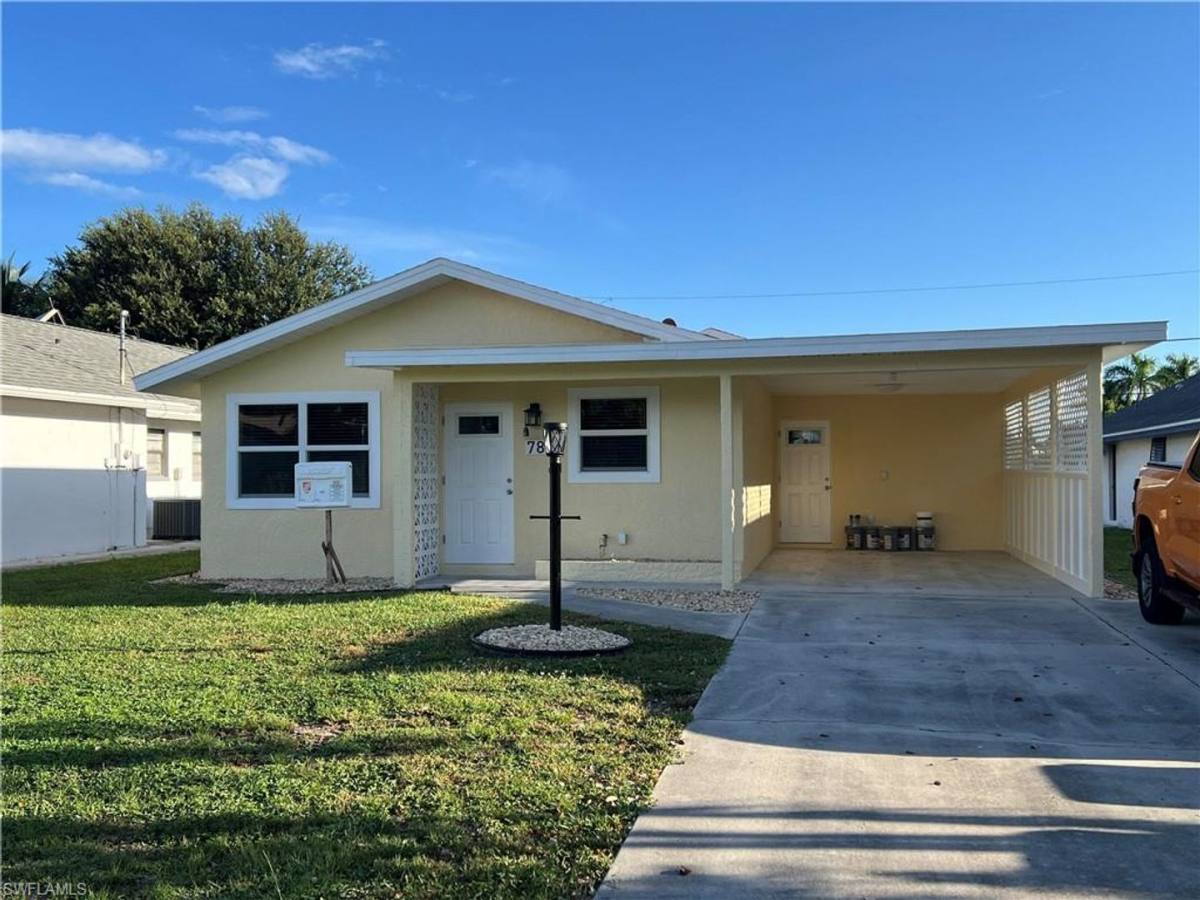 House for rent at 787 104th Ave N, Naples, FL 34108