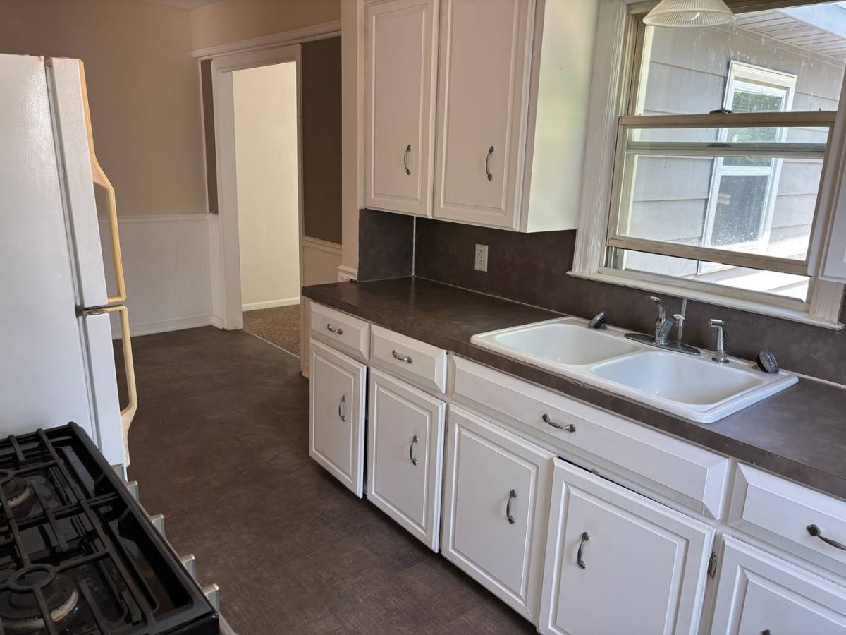 Apartment for rent at 300 Alten NE, Grand Rapids, MI 49503