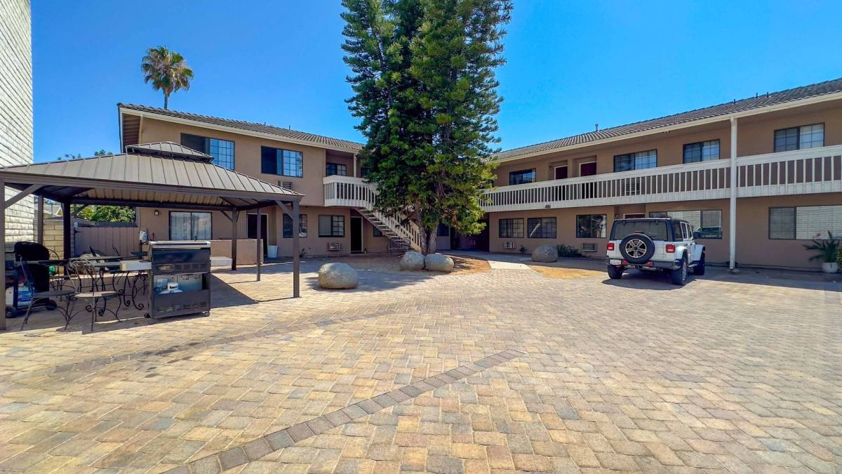 Apartment for rent at 323 W Fifteenth Ave, Escondido, CA 92025