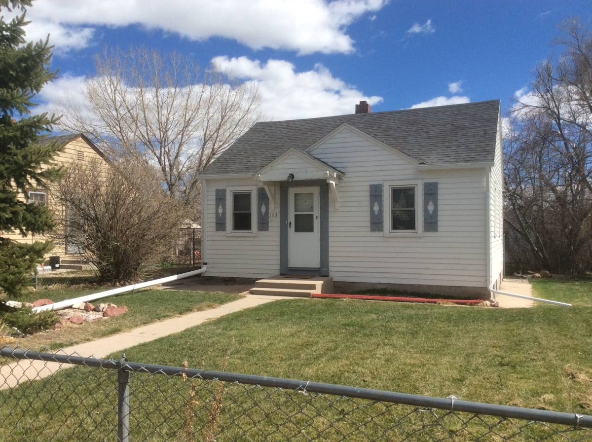 Apartment for rent at 1115 E 7th St, Cheyenne, WY 82007