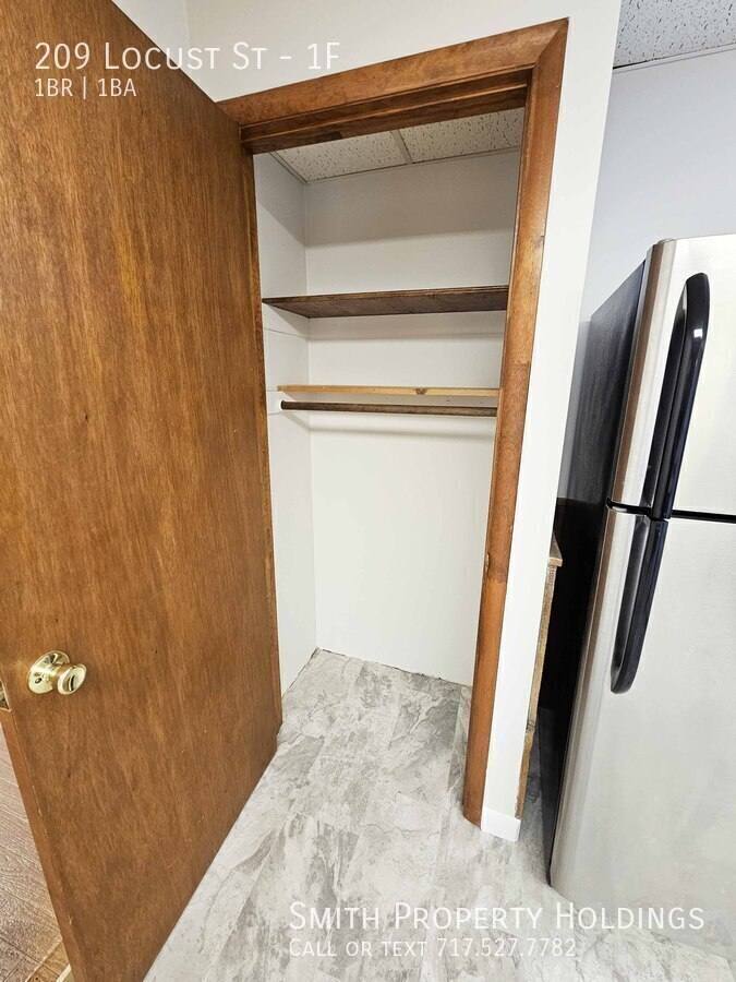 Apartment for rent at 209 Locust St #1F, East Berlin, PA 17316