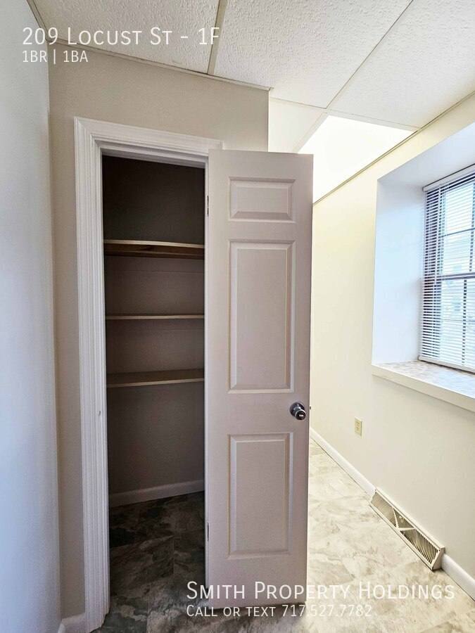 Apartment for rent at 209 Locust St #1F, East Berlin, PA 17316