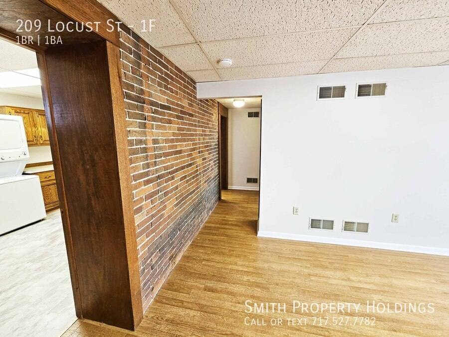 Apartment for rent at 209 Locust St #1F, East Berlin, PA 17316
