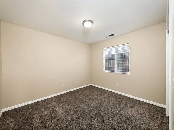 House for rent at 5506 Leeward Point Dr, Bakersfield, CA 93312