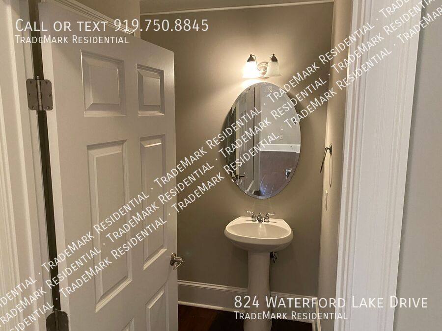House for rent at 824 Waterford Lake Dr, Cary, NC 27519