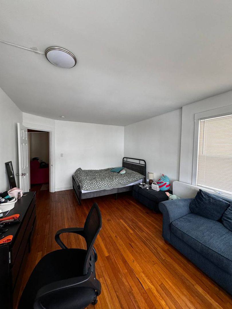 Apartment for rent at 2826 Clermont Ave, Pittsburgh, PA 15227