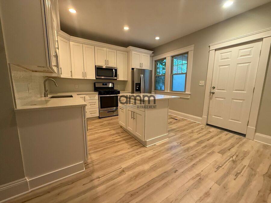 Apartment for rent at 1441 W 58th St #1, Cleveland, OH 44102