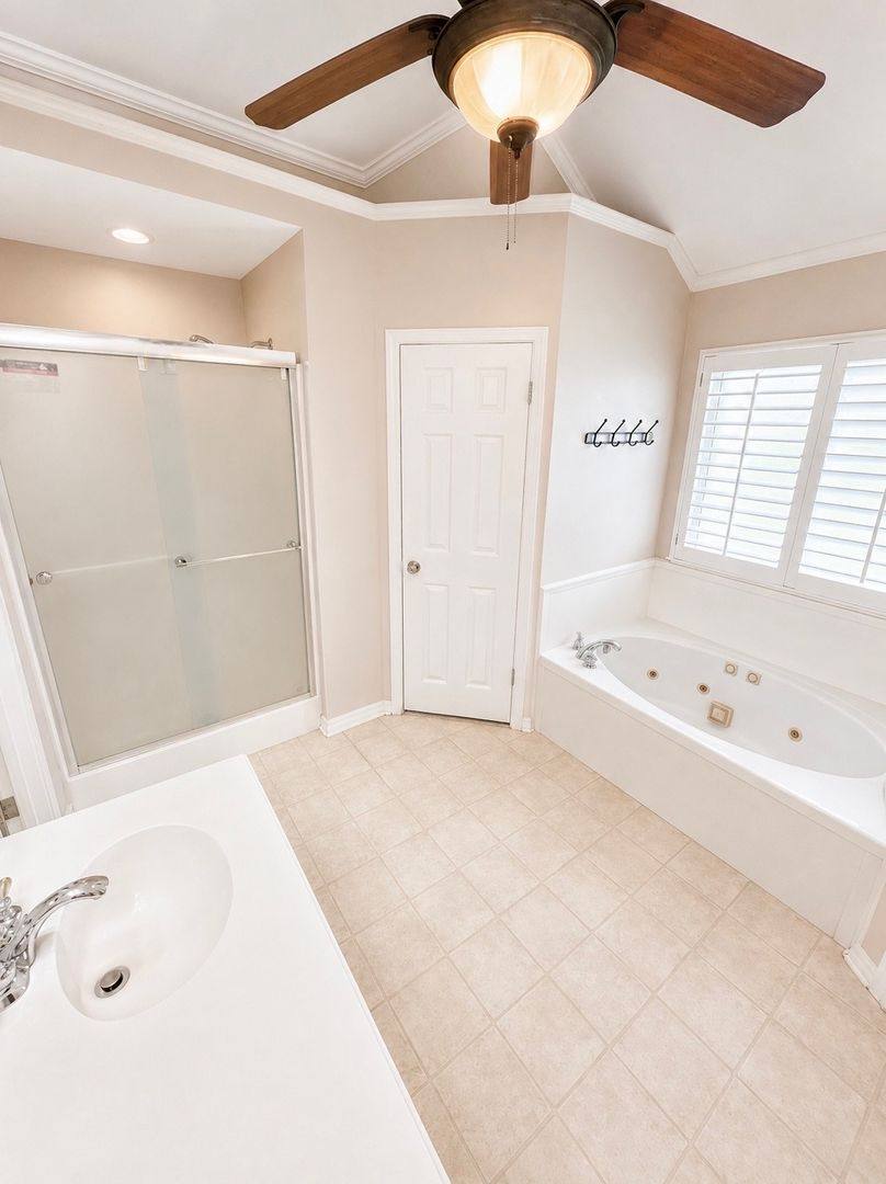 House for rent at 2914 Le Oaks, Bossier City, LA 71111