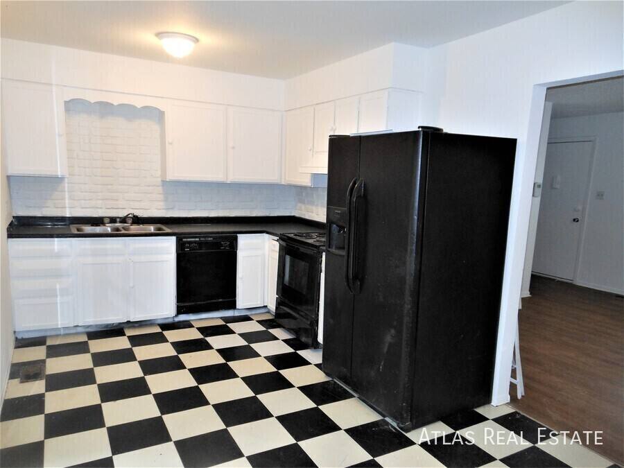 House for rent at 14308 E Pensacola Dr, Denver, CO 80239