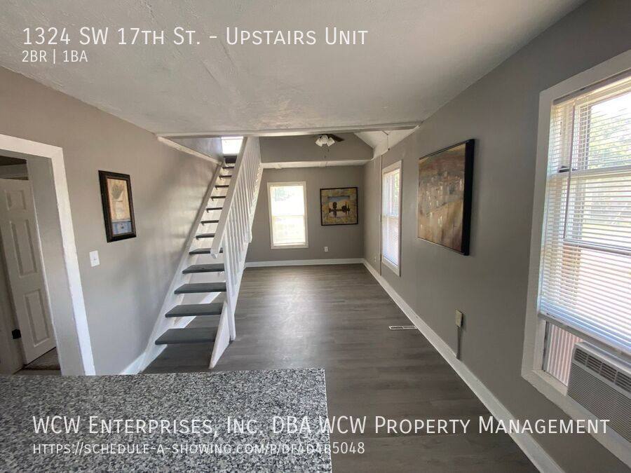 Apartment for rent at 1324 SW 17th St #UPSTAIRS, Topeka, KS 66604