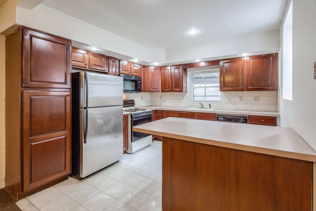 House for rent at 1916 Dickinson St, Philadelphia, PA 19146