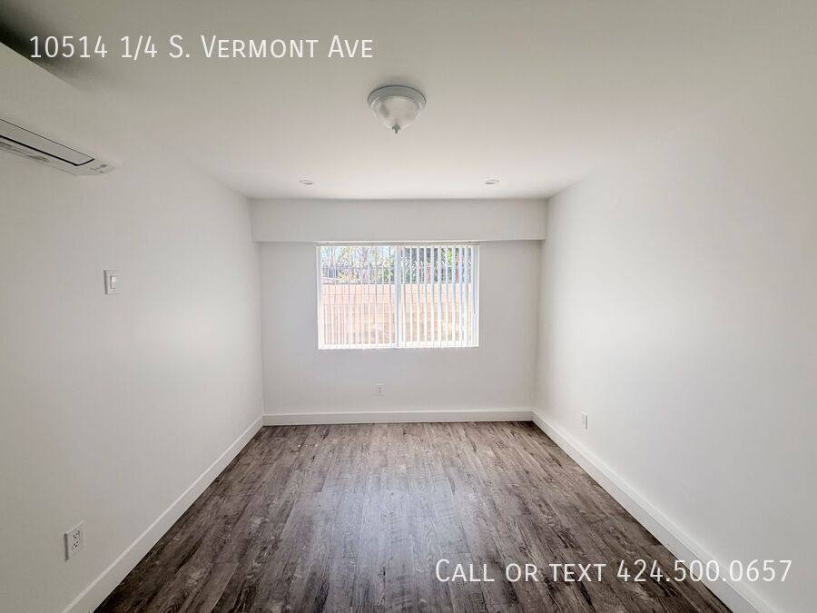 Apartment for rent at 10514 1 4 S Vermont Ave, Los Angeles, CA 90044