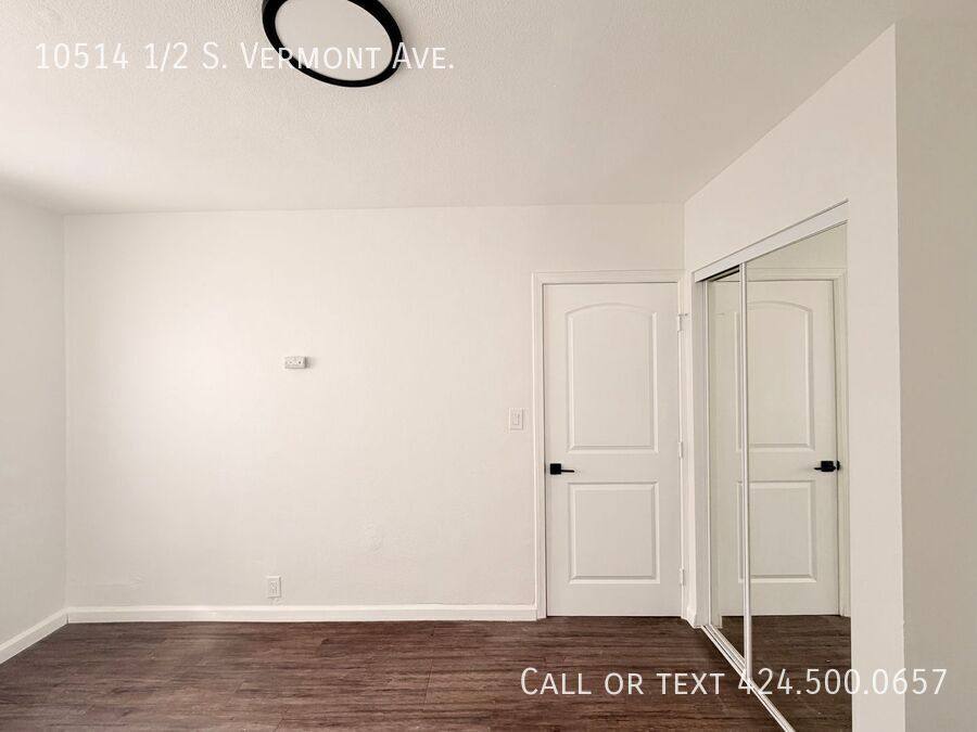 Apartment for rent at 10514 1 2 S Vermont Ave, Los Angeles, CA 90044
