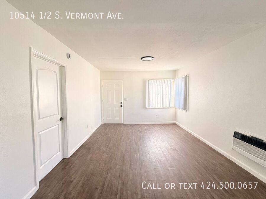 Apartment for rent at 10514 1 2 S Vermont Ave, Los Angeles, CA 90044