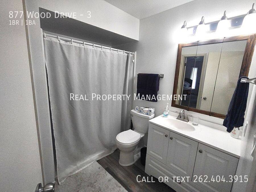 Apartment for rent at 877 Wood Dr #3, Oconomowoc, WI 53066