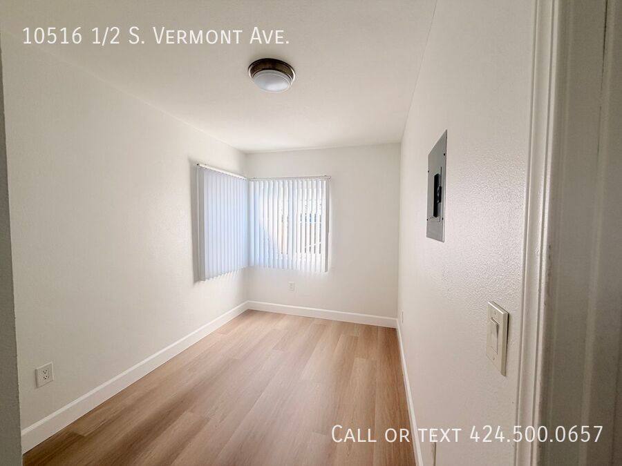 Apartment for rent at 10516 1 2 S Vermont Ave, Los Angeles, CA 90044