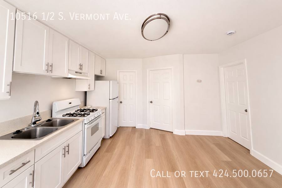 Apartment for rent at 10516 1 2 S Vermont Ave, Los Angeles, CA 90044